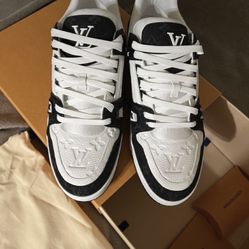 Louis Vuitton Trainers 