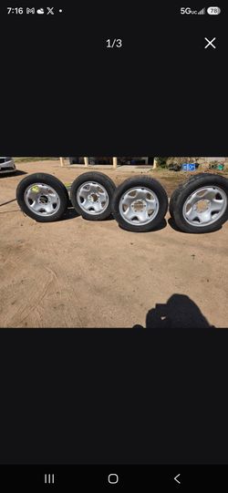 6x139.7mm (6x5.5-inch) pattern rims chevy gmc nissan Lexus Toyota
Tires hold air but will need tires soon
