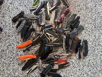 Large Lot of Folding Pocket Knives