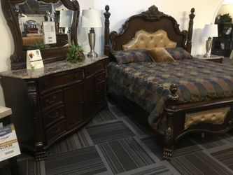 Beautiful king bedroom set