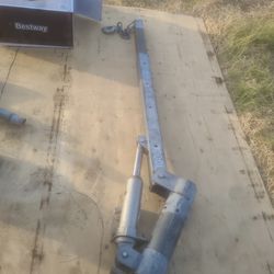 1000lb cran for pick up