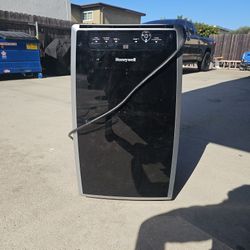 Honeywell A/C Unit 