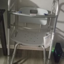 Walker and Seat For The Bathtub To Bath In 