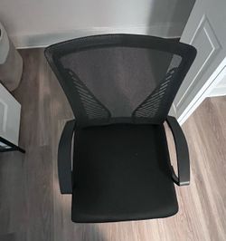 2 Computer Chairs