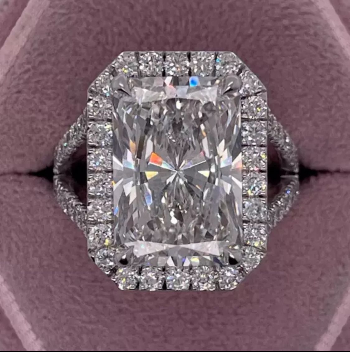 14k White Gold 4.90CT Radiant Cut Lab Grown Diamond Engagement Ring. Size 7, IGI Certified.