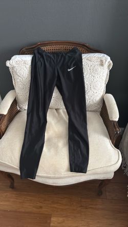 Nike leggings (s)