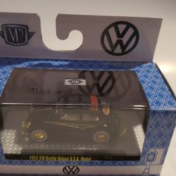 M2 Wolksvagon 1953 WV Beetle Deluxe USA Model Chase  Gold Rim Tire Toy Car