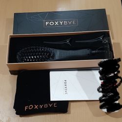 FOXYBAE ROSE GOLD STRAIGHTENING BRUSH