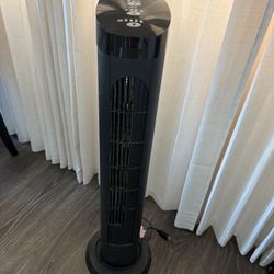 Oscillating Tower Fan with Remote Control