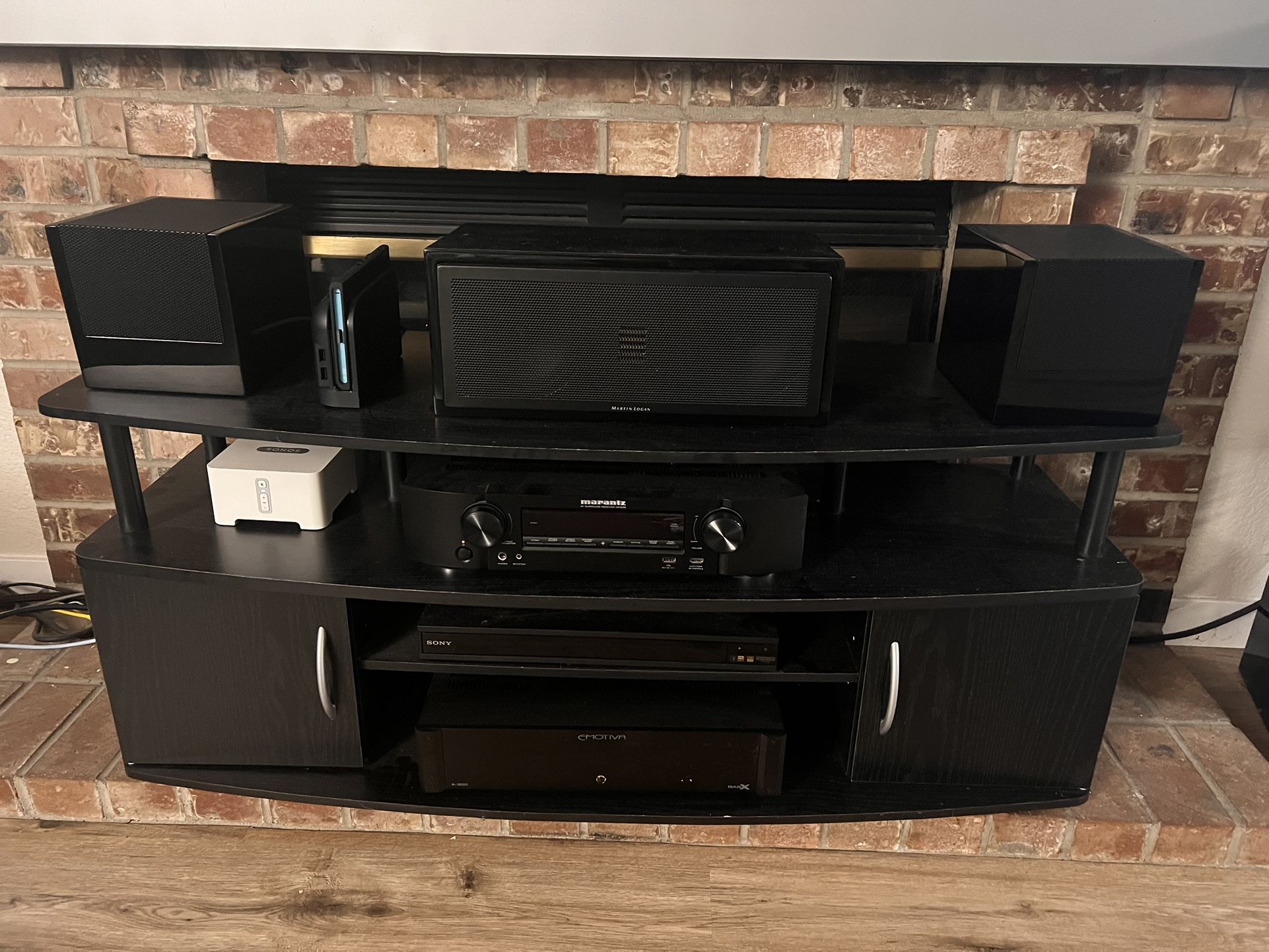 Martin Logan / Marantz Home Theater 