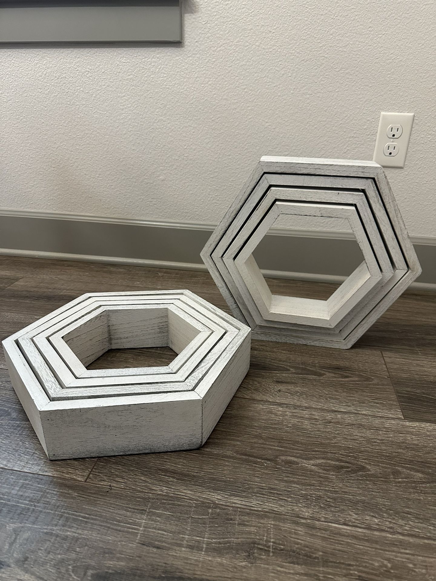 Honeycomb Shelves 