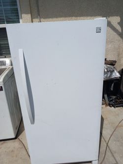 280 deep freezer comes with an 80 warranty free parts and labor delivery is available