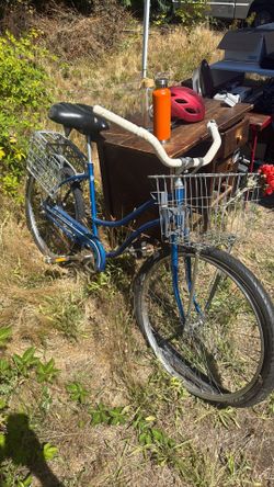 Huffy Good Vibrations Cruiser Bike - Needs work