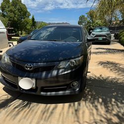 Toyota Camry SE 2012