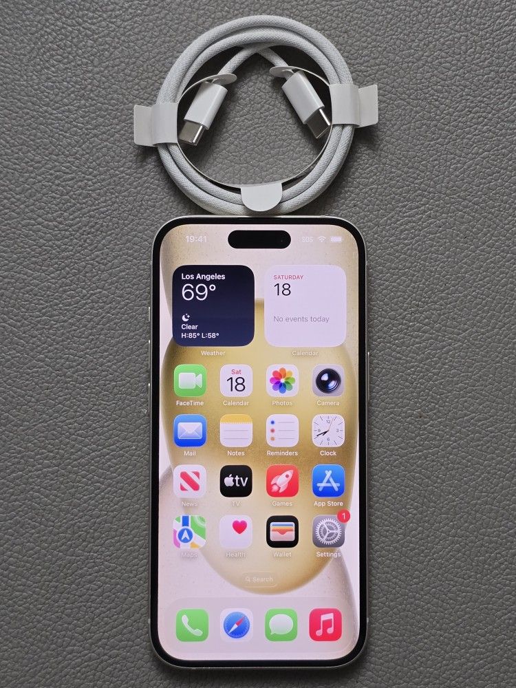 IPHONE 15 256GB UNLOCK ANY CARRIER IN GREAT Condition