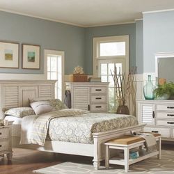 Coaster Solid Wood Bedroom Set on Sale!!