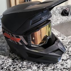 Fox V Core dirt bike helmet, Matte Black, Size Large