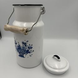 Emalia White Blue Floral Enamelware Dairy Milk Jug Can & Wooden Handle With Lid