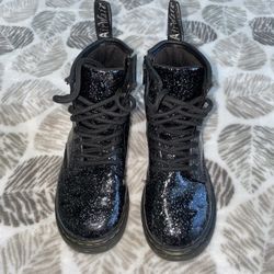 Dr. MartensJunior Girl 11c GLITTER LACE UP BOOTs