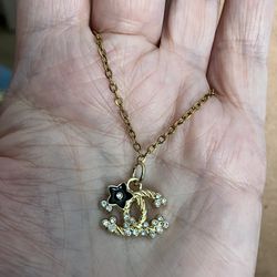 CHARM NECKLACE