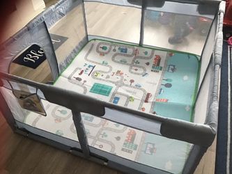 Baby PlayPen + Mat