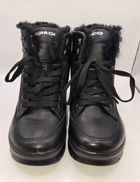 Igi & Coco Italian Black Boots Size 4.5 Original Brand.
