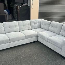 Sectional Couch 