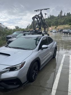 Thule roof rack Wing bar edge and uprise bike rack