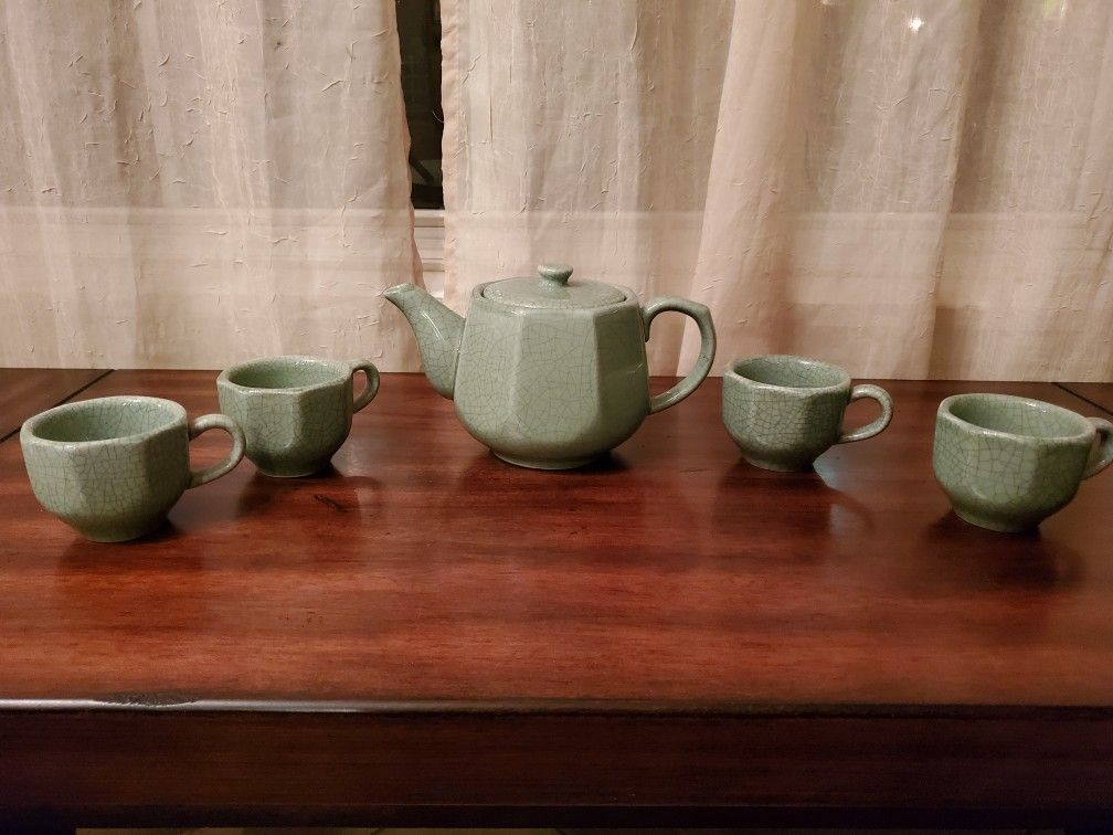 Tea set