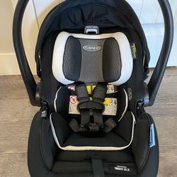 Graco Snugride 35 Xl Car seat With Base