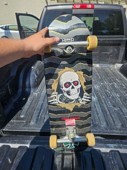 Powell Ripper Complete 9.75 Independent trucks