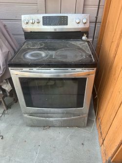 Electric oven