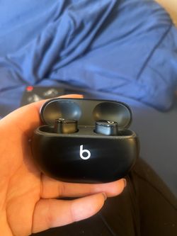 Beats studio buds