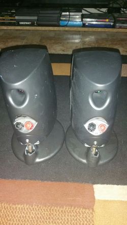 Klipsch quintet iii speakers (broken base)