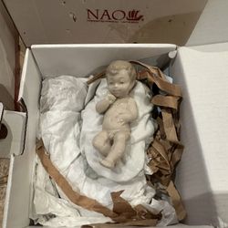 NAO By IIadro Baby In Bedding Sweet 1981 Vintage Porcelain Figurine Doll