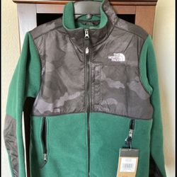 The North Face Youth Denali Jacket New Size L 14/16