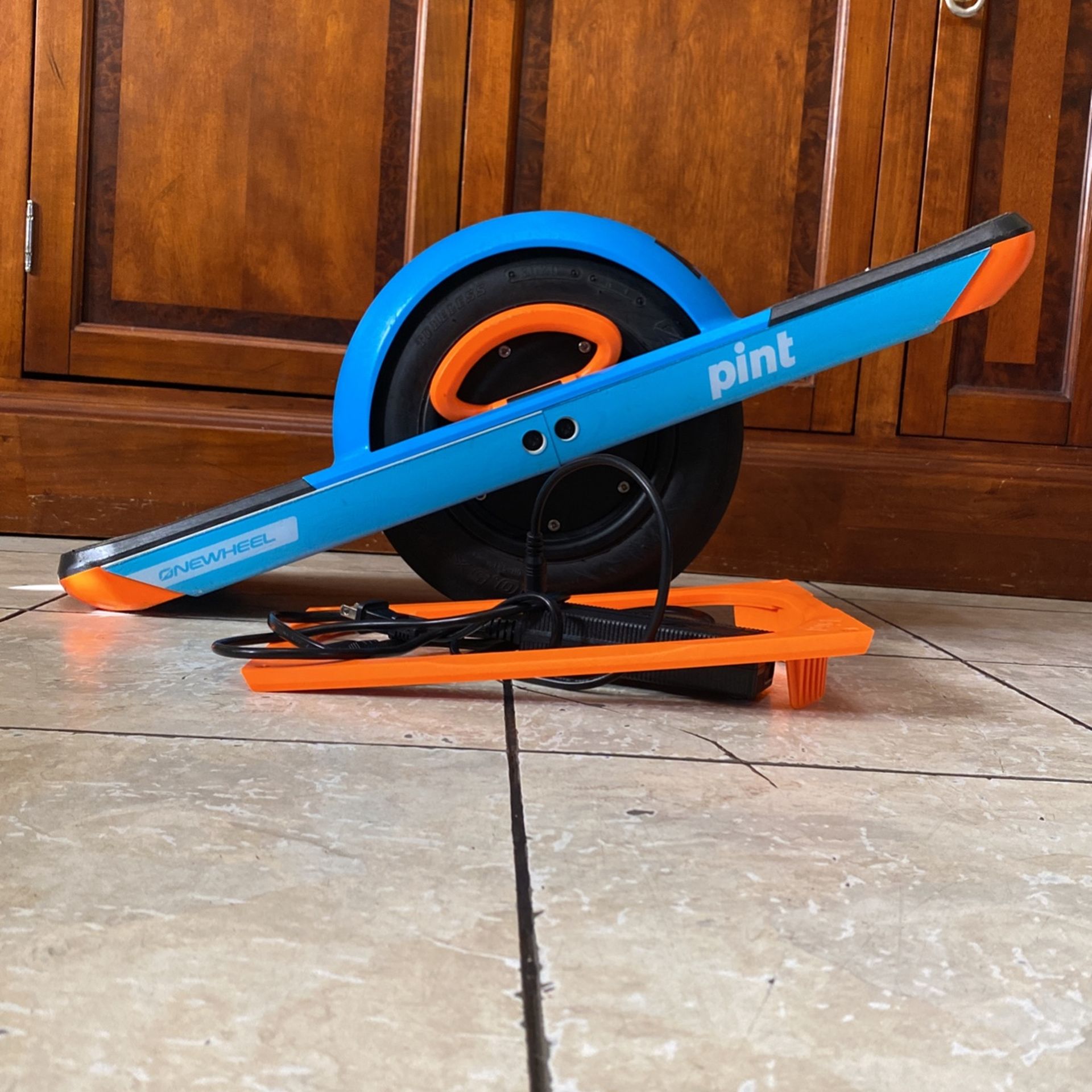 Onewheel Pint (used In Good Conditions) for Sale in Sanford, FL OfferUp