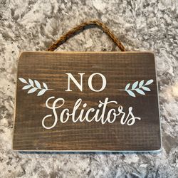 New Wood ‘No Solicitors’ Sign