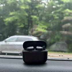 JLab Wireless earbuds with case