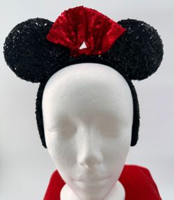 Disney Minnie Mouse headband features iconic black sequin ears