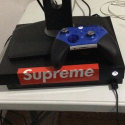 Xbox One X 1 Remote