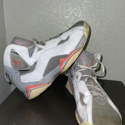 Comfortable Classy White & Grey Jordan’s 