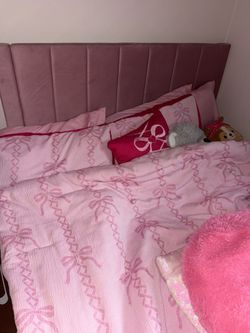 Full bed frame