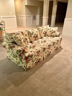 Craftwork 84” English Cottage Sofa