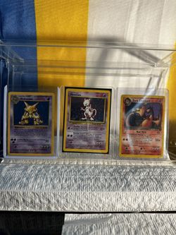 Pokémon Cards Mixed Lot 