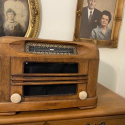 Antique Radio