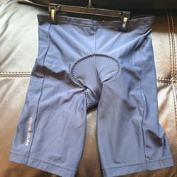 Cycling shorts