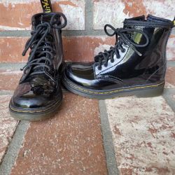 Dr. Martens Toddler Shiny Black Boots 