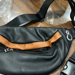 Black/Brown Faux Leather Hiking Waist Pack Fanny Pack, Adjustable Strap, Zip