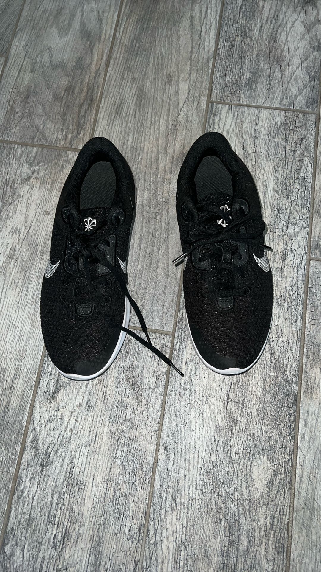 Women’s Size 10 Nikes.